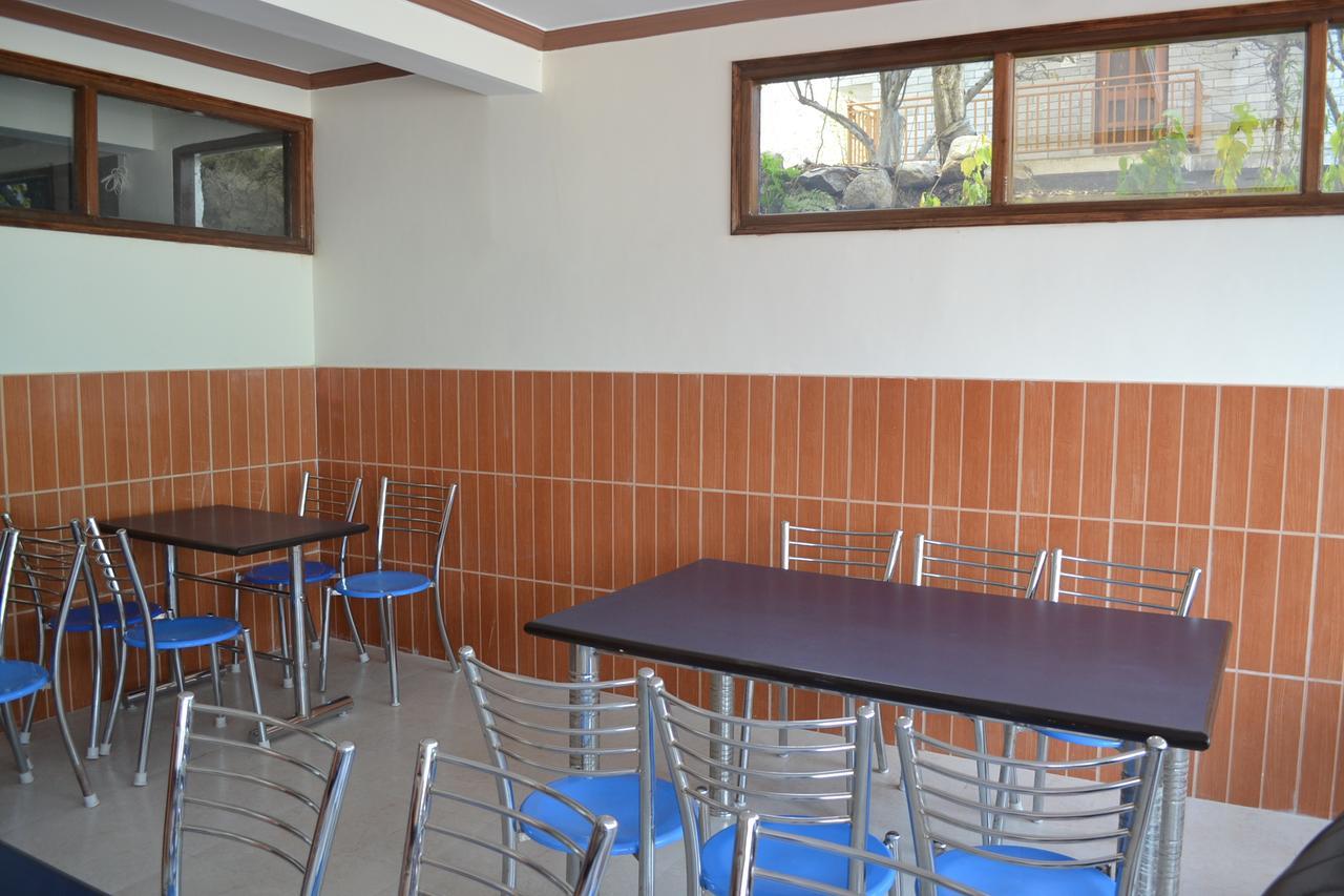 Rewat Residency Manali Hotel Exterior photo